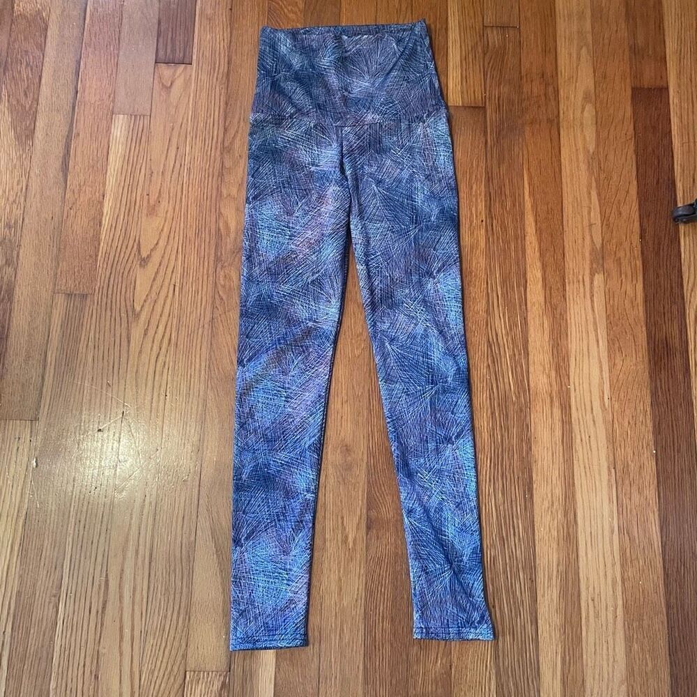 EMILY HSU DESIGNS | blue multicolor pure barre leggings S